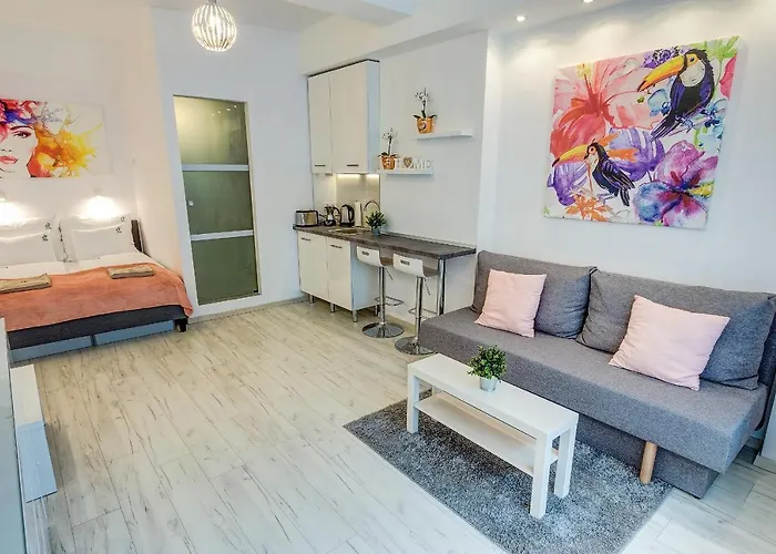 3-3 * Budapest